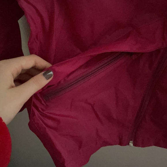 Lightweight Magenta Red Ledge Rain-jacket - Picture 5 of 8